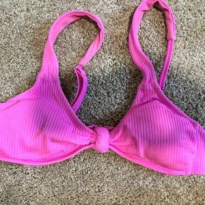 Hot pink XHILARATION bikini top size small